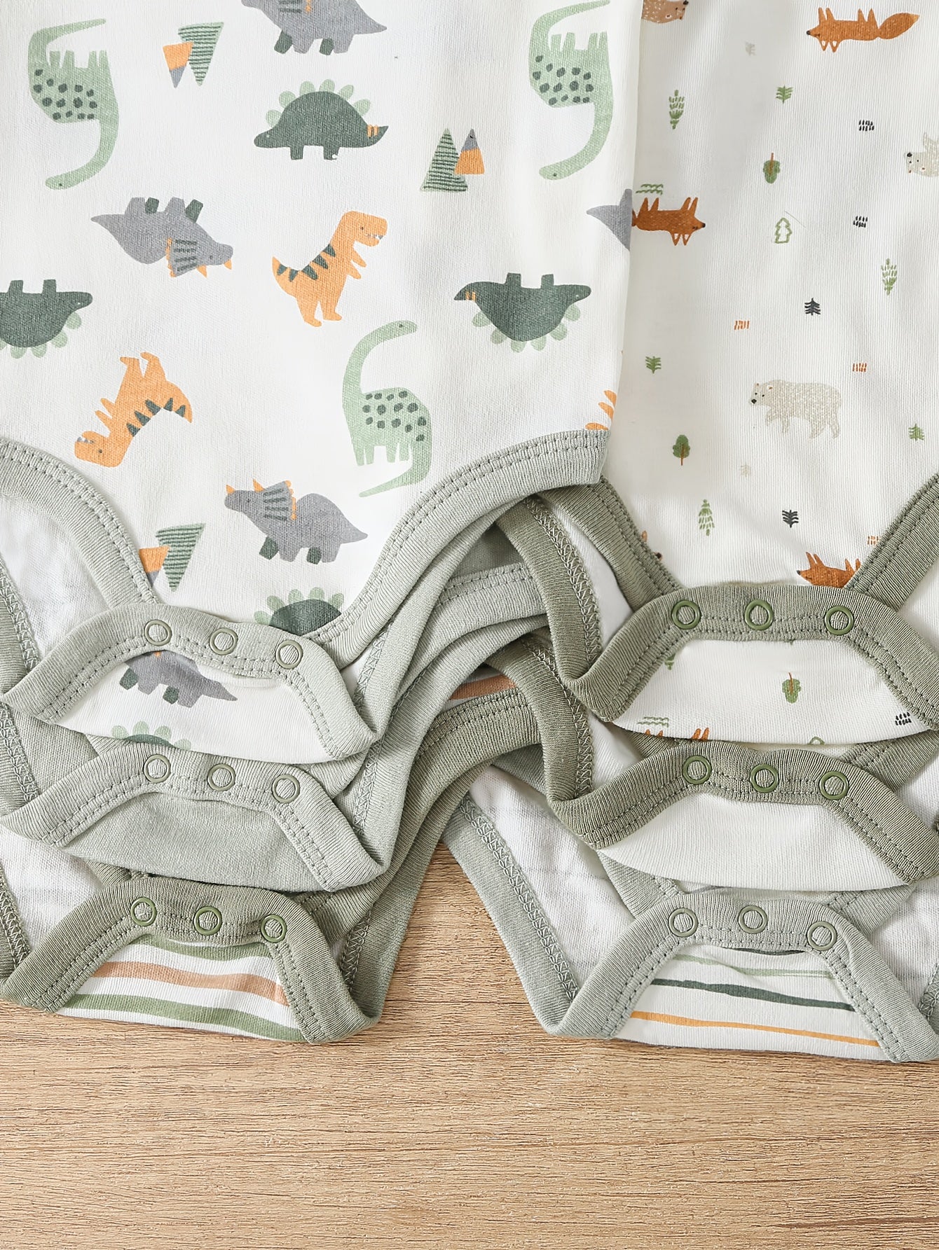 Kit Body Infantil Unissex – 6 Peças de Manga Curta com Estampas Divertidas