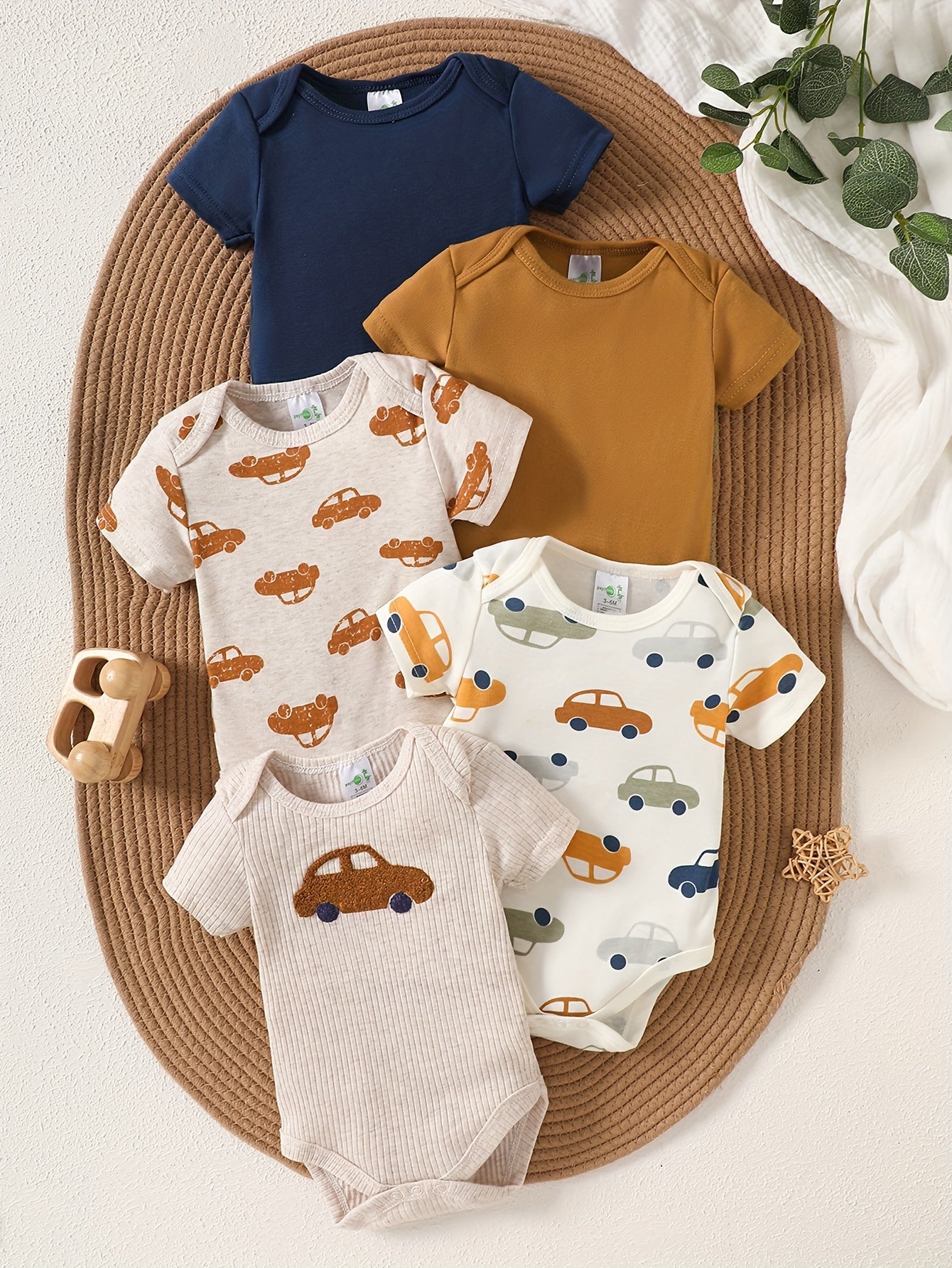 Primeiro Guarda-Roupa do Bebê – Kit 5 Peças de Bodys em Algodão Macio