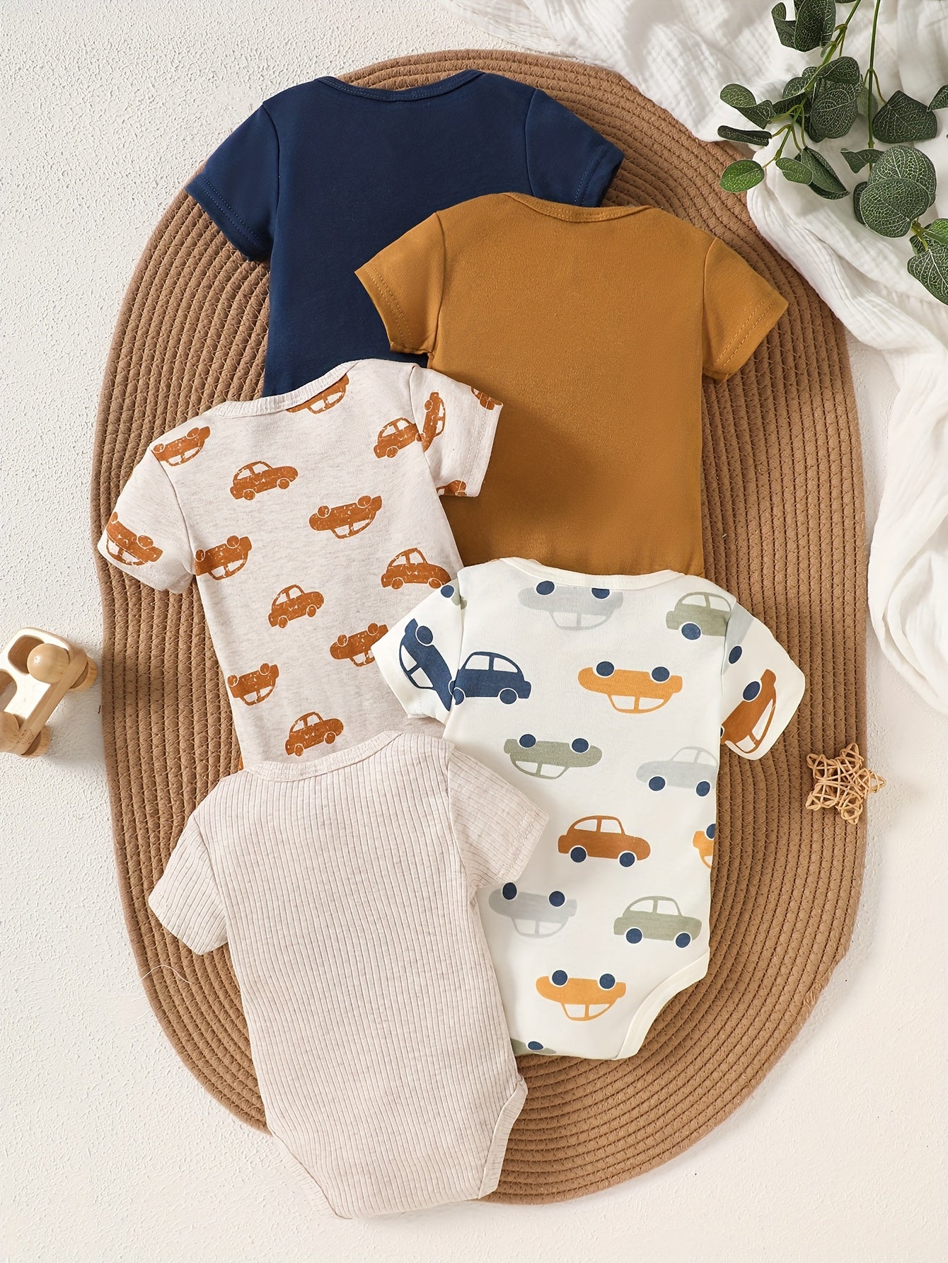 Primeiro Guarda-Roupa do Bebê – Kit 5 Peças de Bodys em Algodão Macio