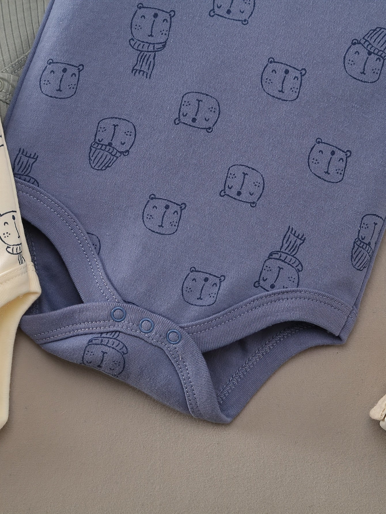 Primeiro Guarda-Roupa do Bebê – Kit 8 Peças de Bodys Confortáveis e Estilosos