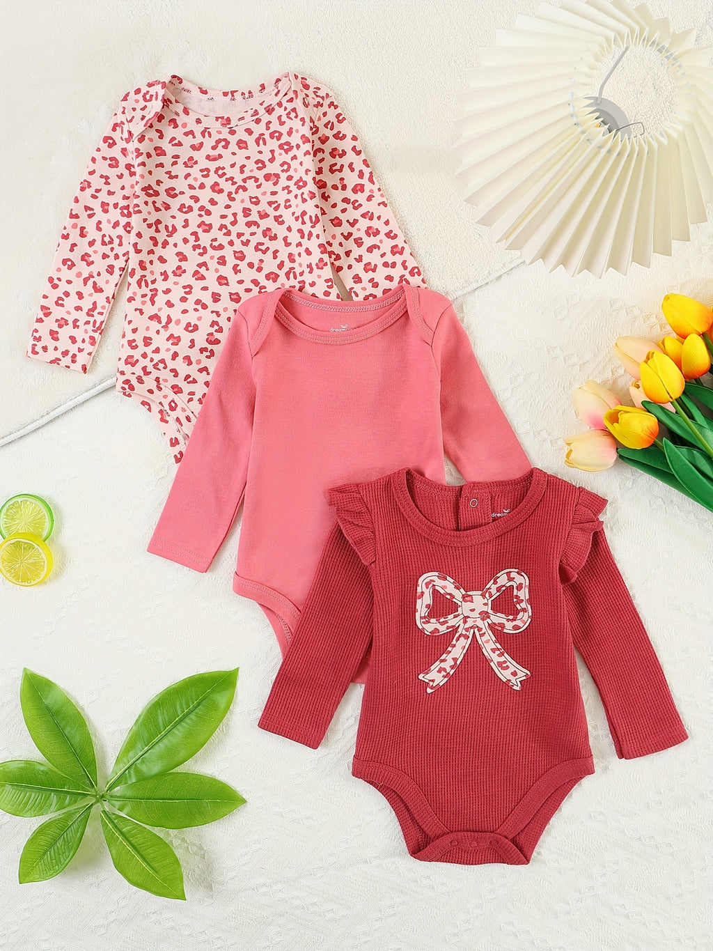 Conjunto Bebê Cozy – Kit 3 Peças com Body Tricotado e Detalhes em Renda