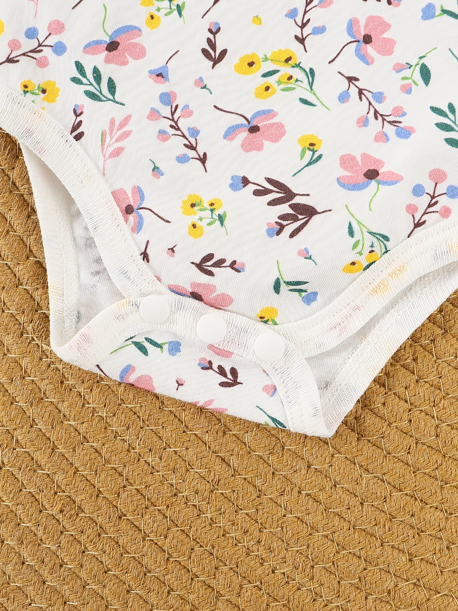 Kit Body Bebê – 5 Peças de Manga Curta com Estampas Divertidas