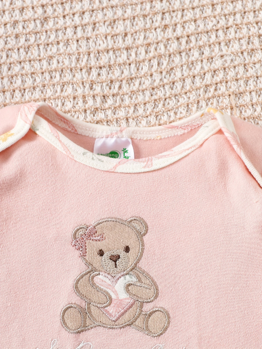 Conjunto Bebê Sweet Dreams – Kit 3 Peças Confortáveis e Estilosas