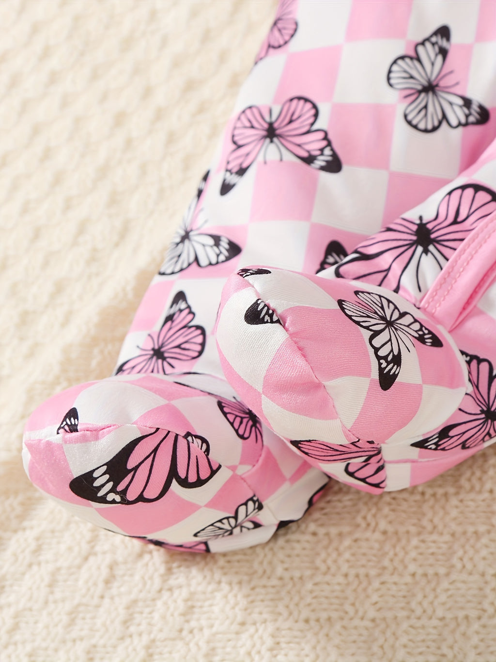 Kit Romper Bebê – 2 Peças Florais com Borboletas e Sapatinhos