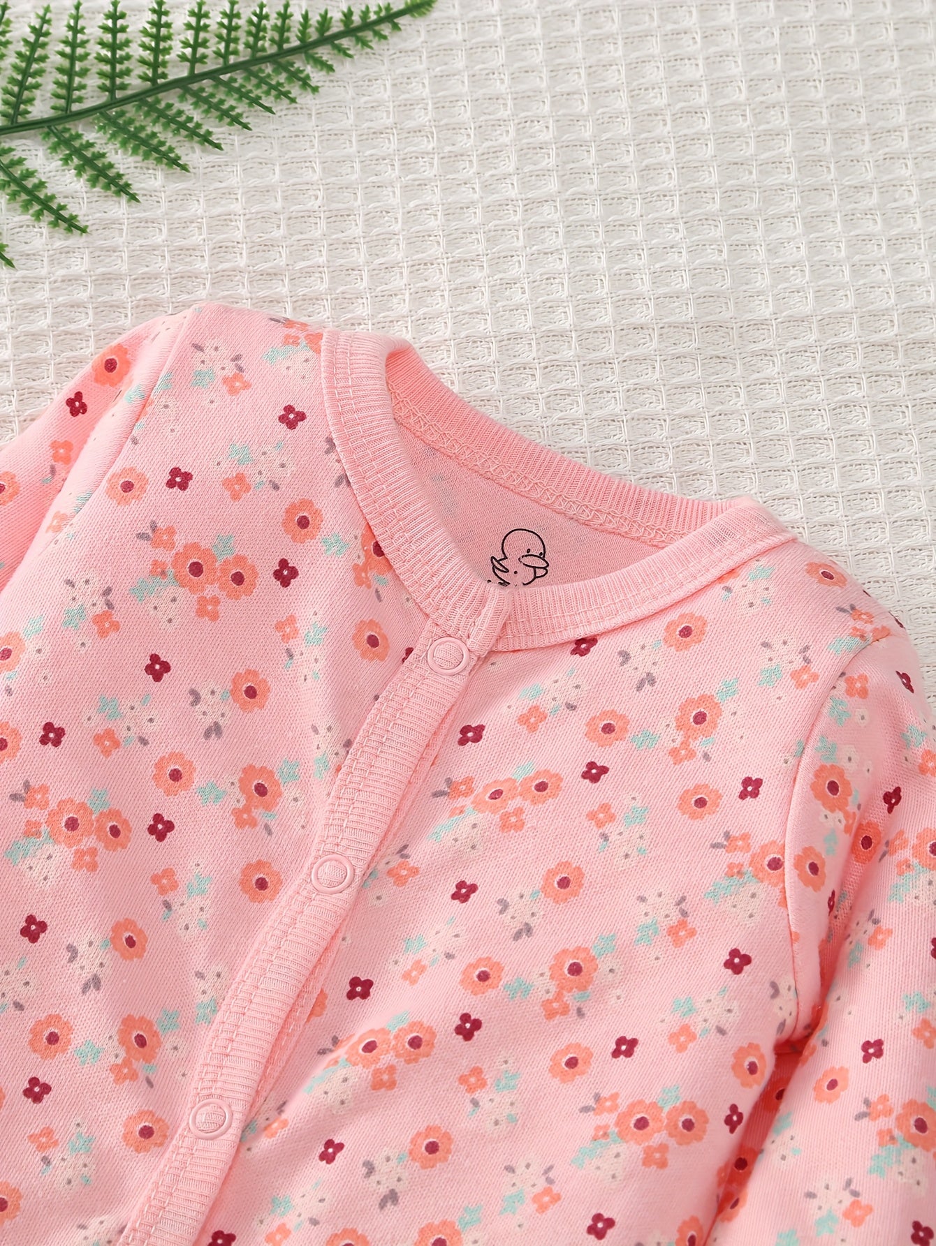 Kit Body Curto Bebê – 3 Peças em Tons Pastel com Estampas Adoráveis