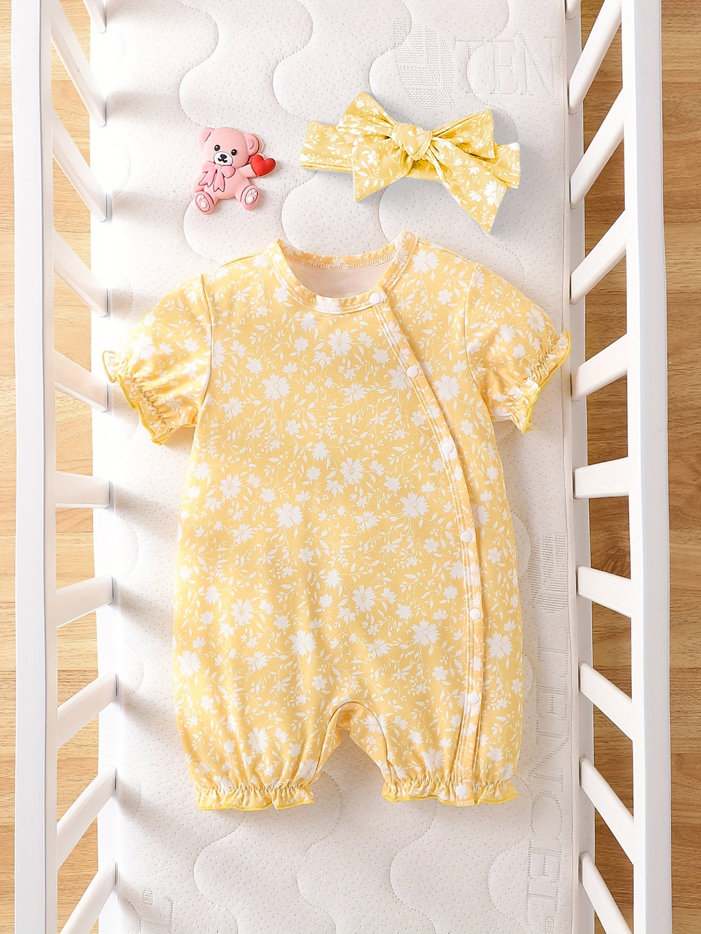 Conjunto Cami Floral – Blusa Regata com Laço de Cabelo